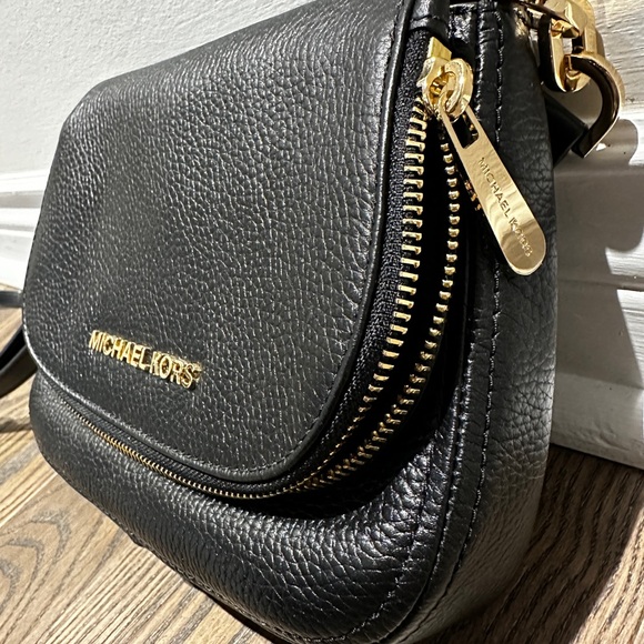 Michael Kors Black Pebbled Leather Crossbody Bag - Picture 8 of 10